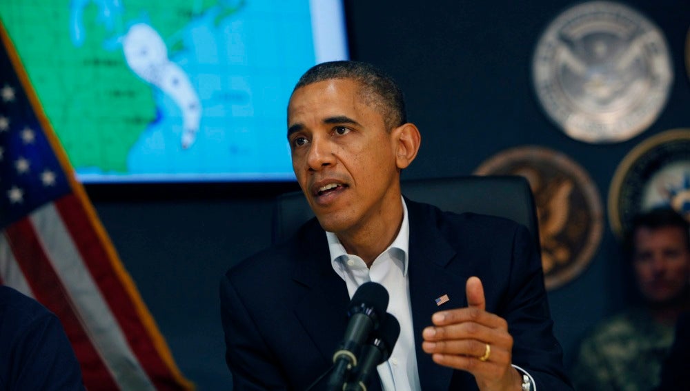 Obama en una comparecencia de prensa sobre el huracán 'Sandy'