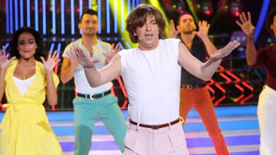 Arturo Valls imita a Miguel Bosé