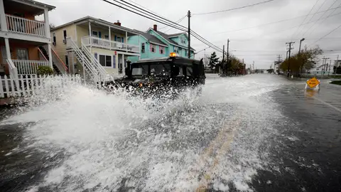 Calles inundadas tras el paso del huracán Sandy Calles inundadas tras el paso del huracán Sandy