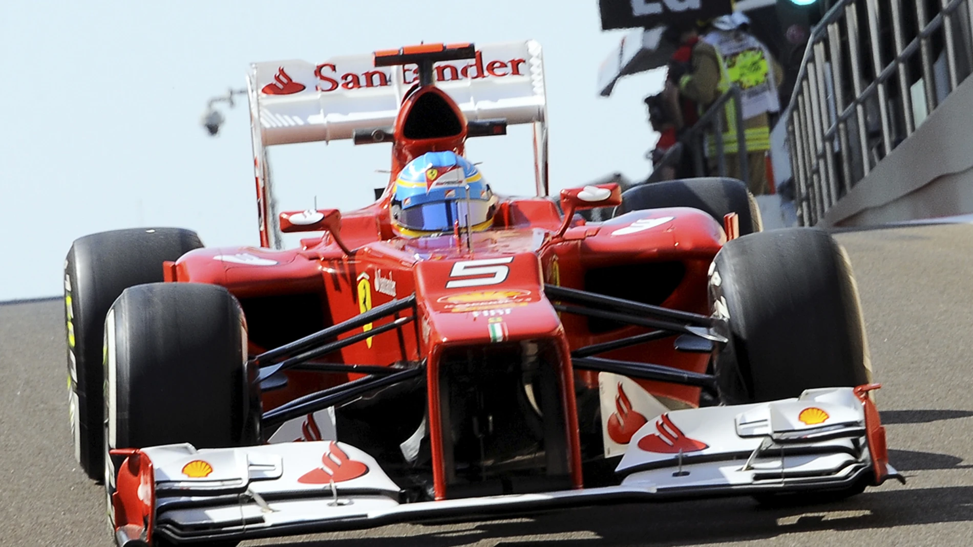 El Ferrari de Alonso en Yas Marina