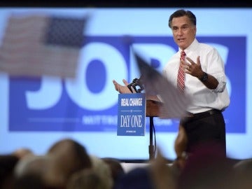Romney retoma la campaña electoral en Virginia