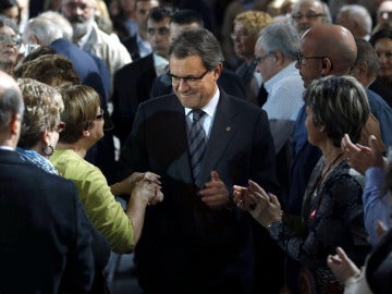 Artur Mas, durante un acto de apoyo de miembros de la sociedad civil