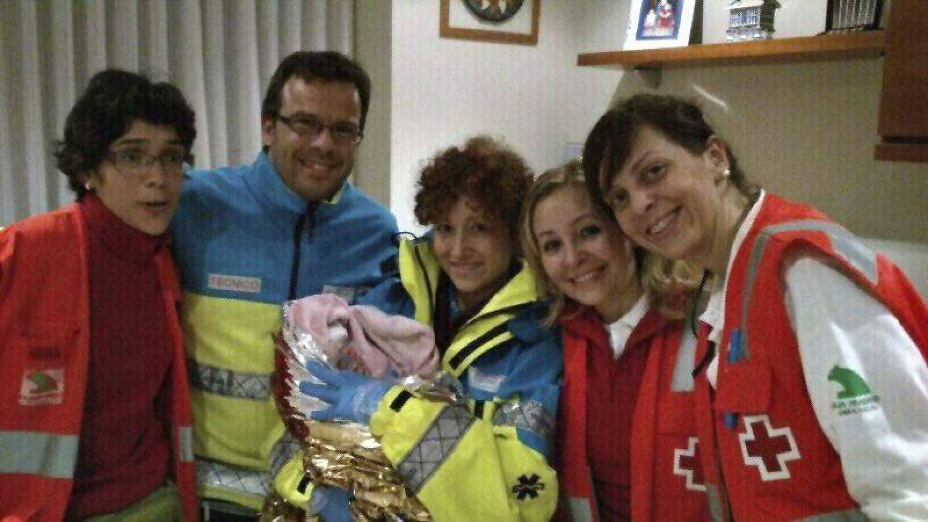 Los servicios sanitarios con un beb&eacute; nacido en su domicilio de Alcorc&oacute;n