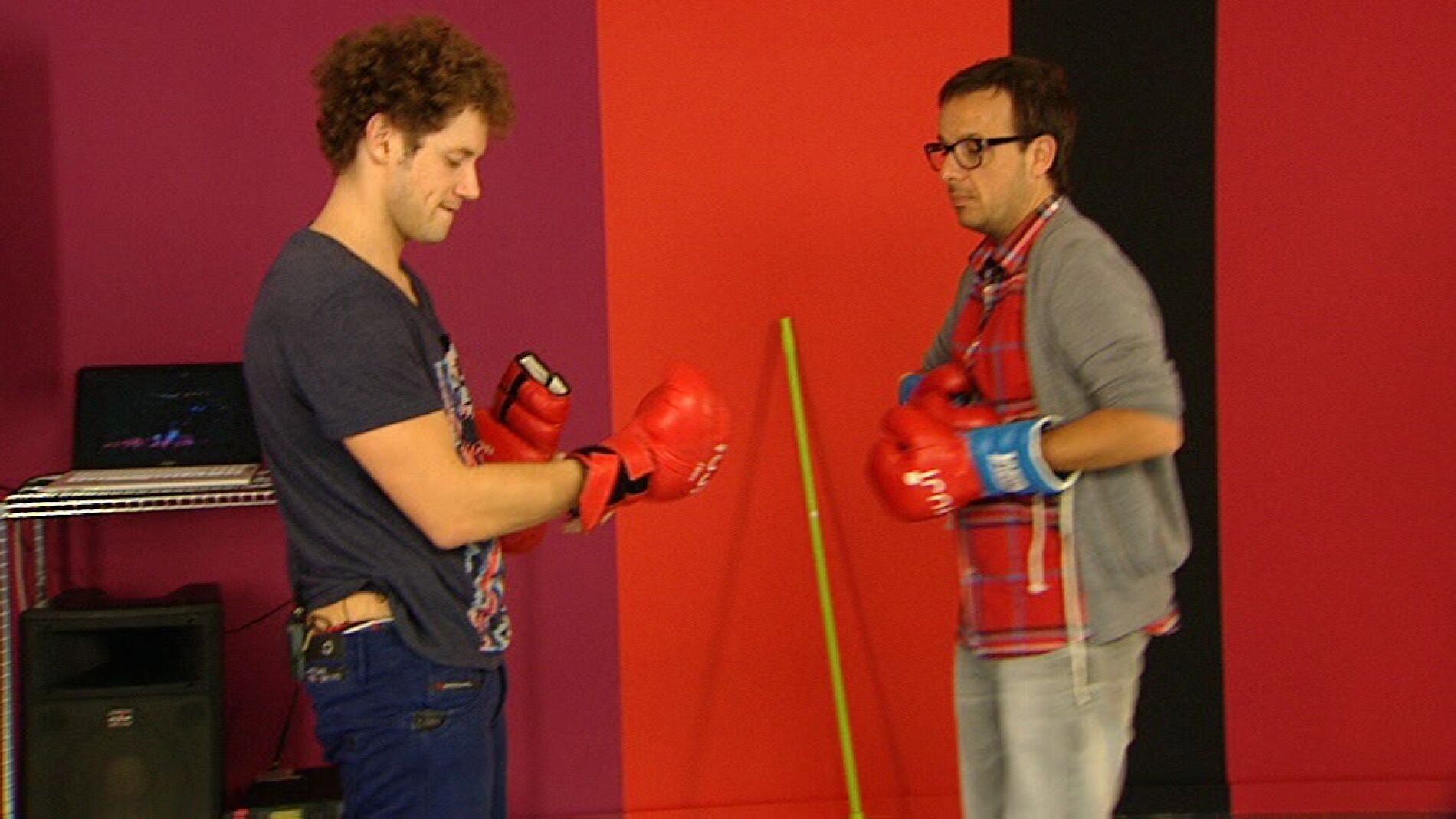 Daniel Diges aprende a boxear