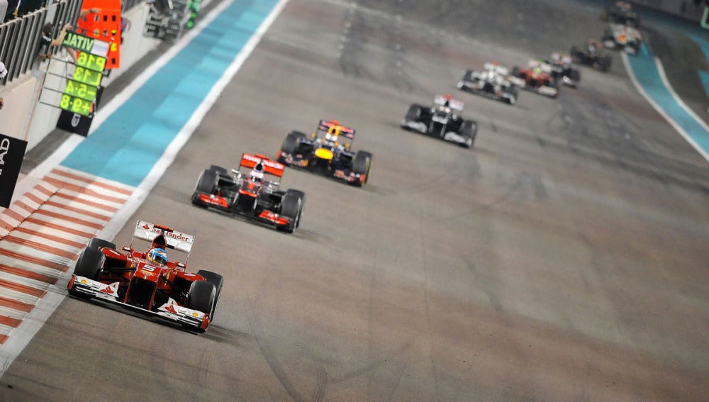 Los monoplazas en fila india