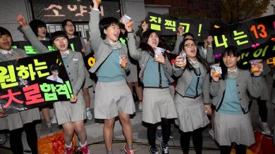 Corea del Sur se paraliza por los exámenes de ingreso a la universidad