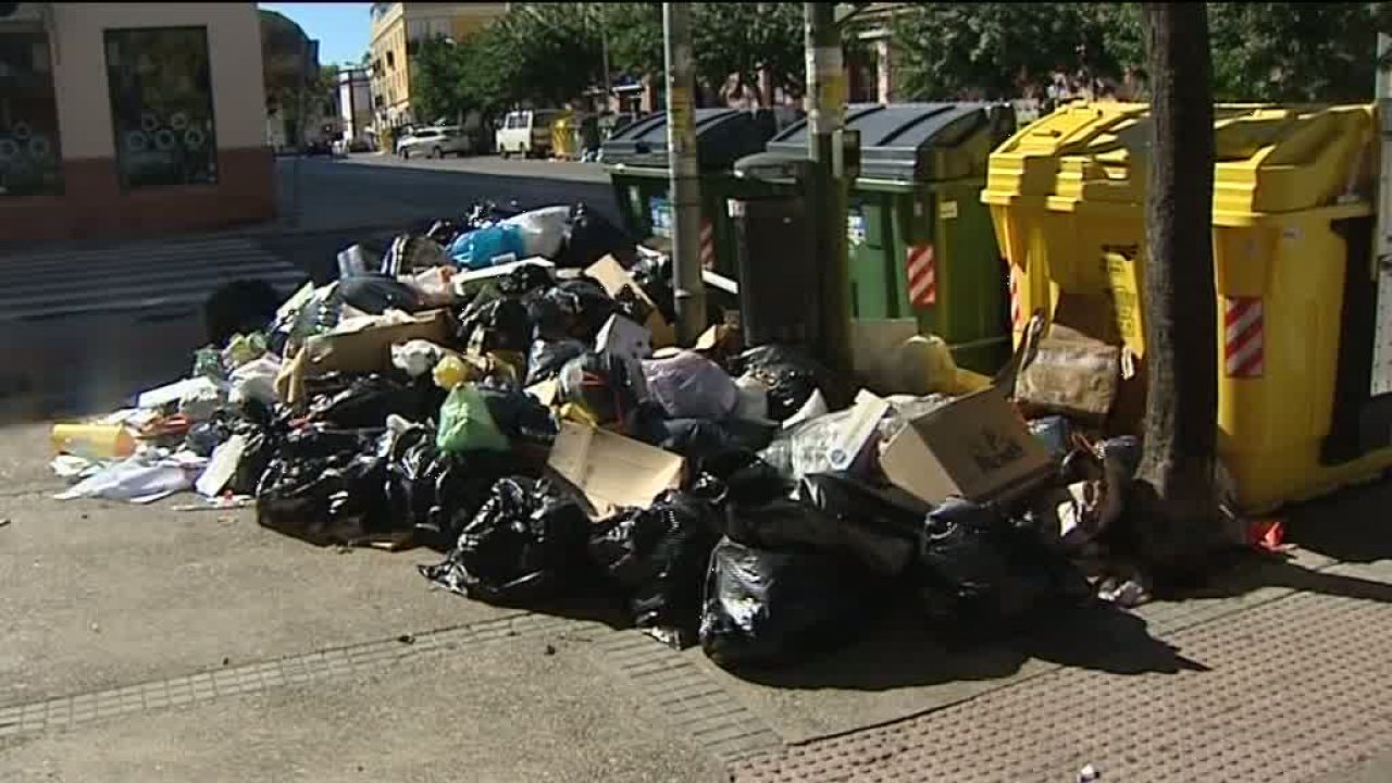 Continúa la huelga del servicio de recogidas de basura de Jerez