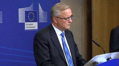 Rehn cree que España no necesitará prorrogar el rescate bancario