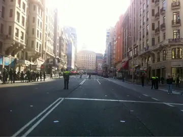 Gran vía cortada en Madrid Gran vía cortada en Madrid