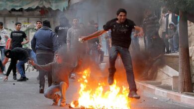 La gente en Gaza se prepara para una posible incursión israelí
