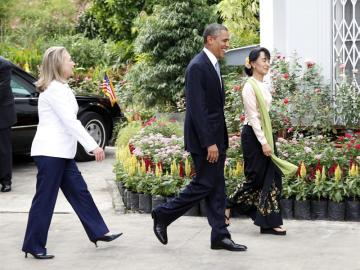 Barack Obama y la líder de la oposición birmana y Premio Nobel de la Paz Aung 