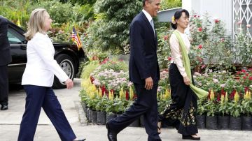 Barack Obama y la líder de la oposición birmana y Premio Nobel de la Paz Aung  