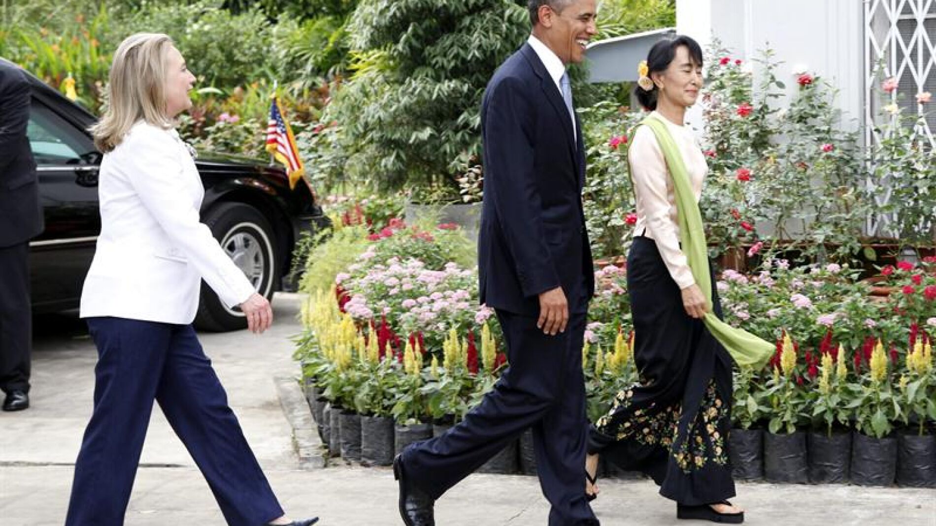 Barack Obama y la l&iacute;der de la oposici&oacute;n birmana y Premio Nobel de la Paz Aung 