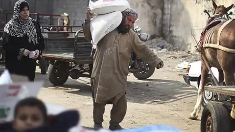 Los habitantes de Gaza reaccionan a la tregua Los habitantes de Gaza reaccionan a la tregua