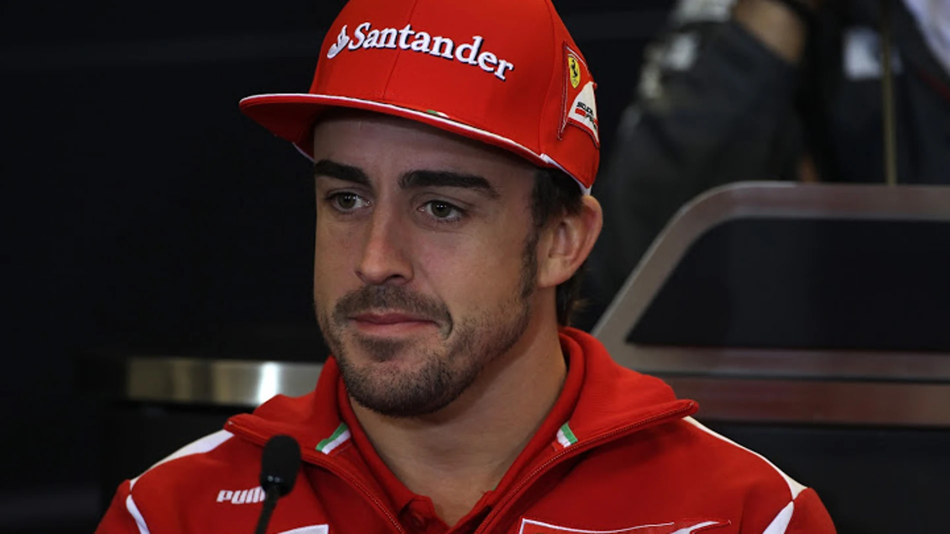 Fernando Alonso en la rueda de prensa de la FIA