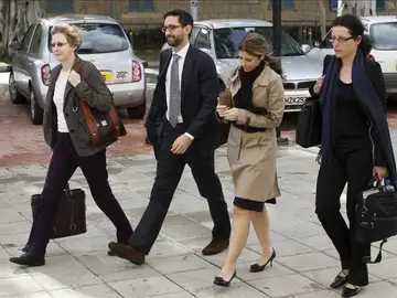 Expertos de la troika Expertos de la troika