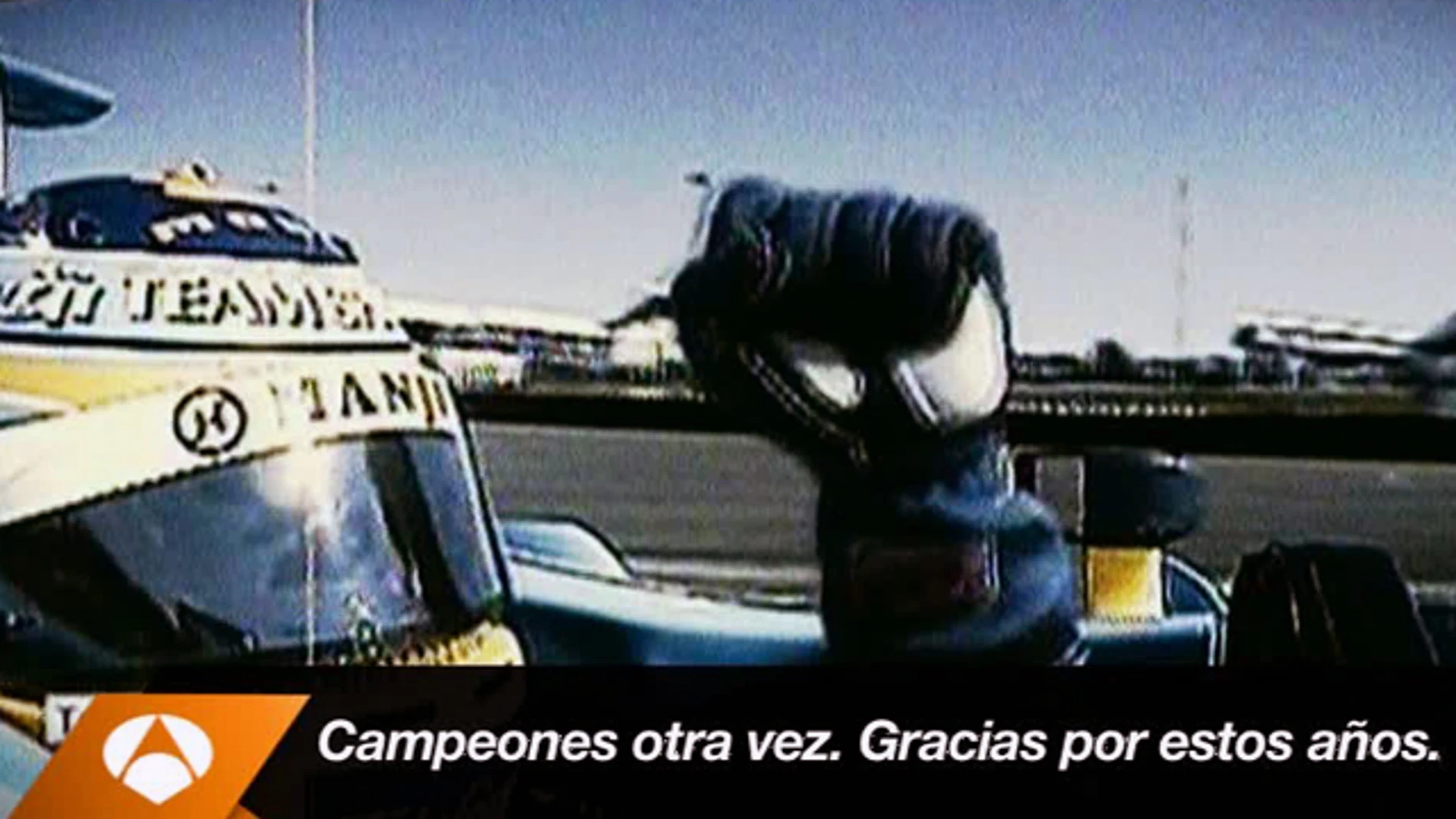 Alonso celebra un Mundial con Renault