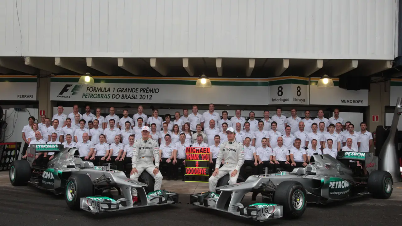 Mercedes dice adiós a Schumacher