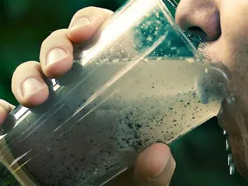 Agua contaminada por Fracturación hidráulica Agua contaminada por Fracturación hidráulica