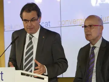 Artur Mas y Duran y Lleida analizan los resultados Artur Mas y Duran y Lleida analizan los resultados