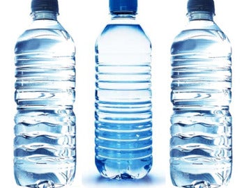 Agua embotellada