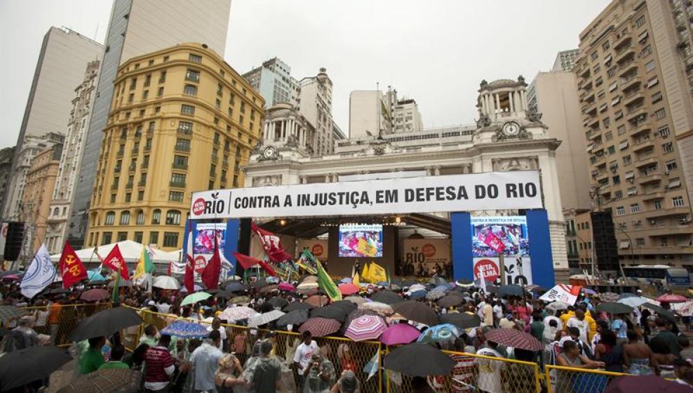 Decenas de miles de personas se manifestaron para protestar contra esta nueva ley 