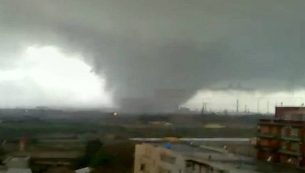 Tornado en Taranto, Italia