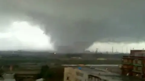 Tornado en Taranto, Italia Tornado en Taranto, Italia