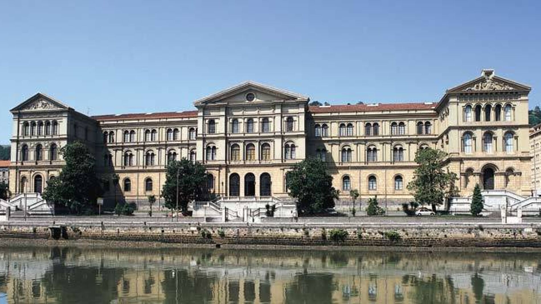 Facultad de Teolog&iacute;a de la Universidad de Deusto