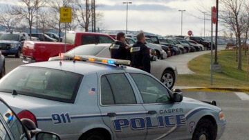 Policía en el colegio universitario de Casper