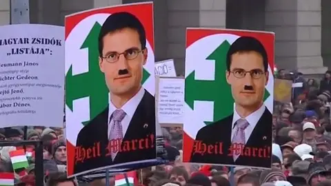 Unas 100.000 personas se manifiestan en Budapest contra la ultraderecha húngara Unas 100.000 personas se manifiestan en Budapest contra la ultraderecha húngara