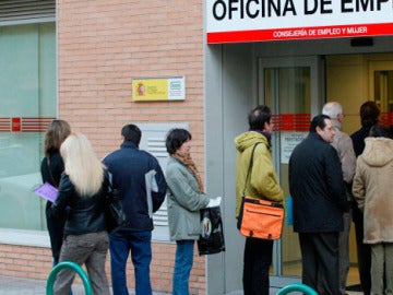 Datos paro España: El paro sube en junio en 5.107 personas, su mayor alza en este mes desde 2008