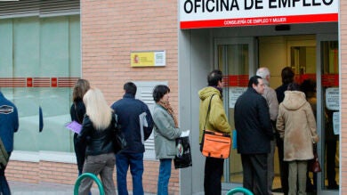 El paro baja hasta los 3.767.054 desempleados en junio, la mejor cifra desde septiembre de 2009