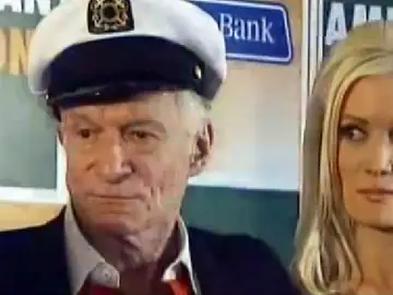 Hefner, el magnate de Playboy se casa Hefner, el magnate de Playboy se casa