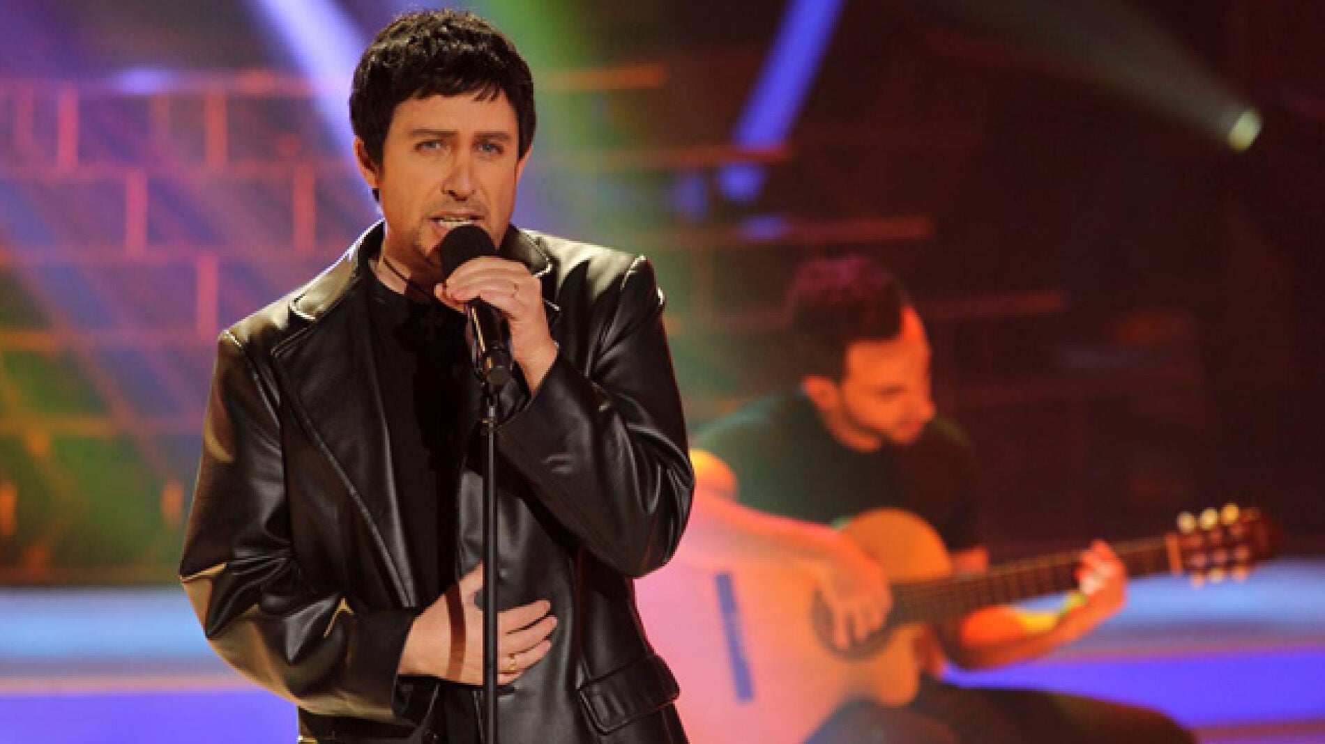 Javier imita a Alejandro Sanz