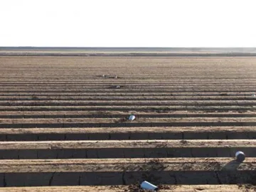 Contrabandistas mexicanos utilizan un cañón para lanzar latas con marihuana hacia EEUU Contrabandistas mexicanos utilizan un cañón para lanzar latas con marihuana hacia EEUU