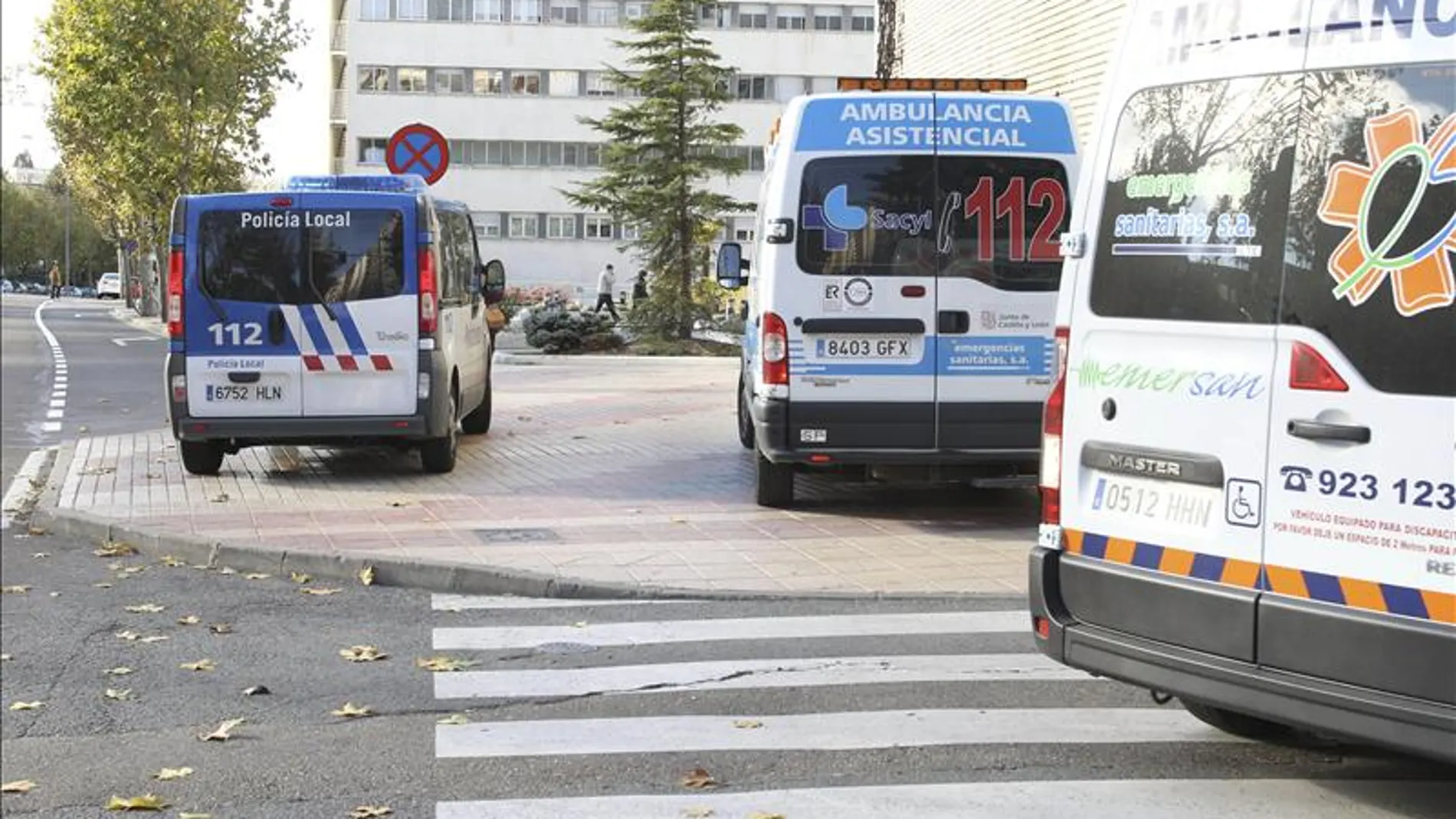 Varias ambulancias en Salamanca Varias ambulancias en Salamanca