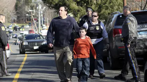 Tiroteo en un colegio de Connecticut Tiroteo en un colegio de Connecticut