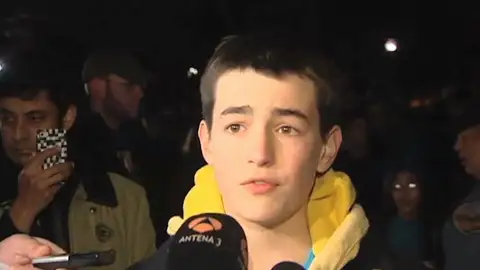 En Newtown se preparaban para una Navidad feliz pero ahora tienen un recuerdo atroz En Newtown se preparaban para una Navidad feliz pero ahora tienen un recuerdo atroz