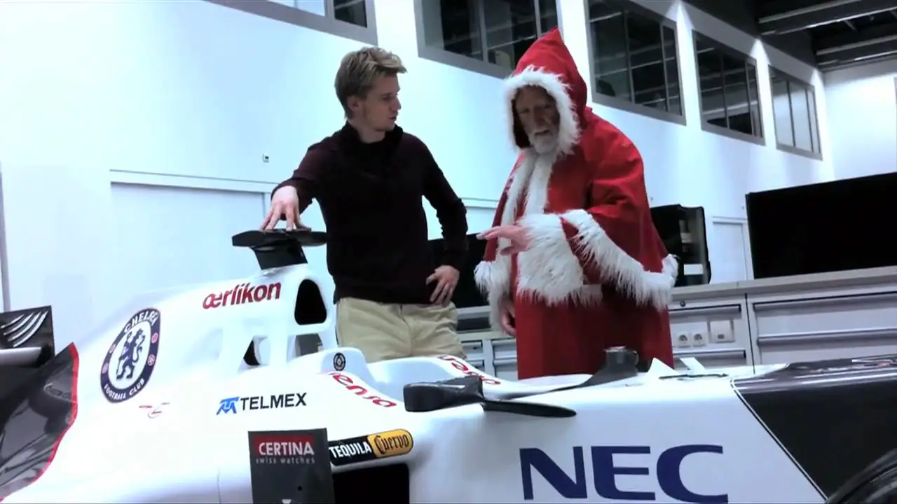 Esta Navidad Santa Claus viaja en un Fórmula 1