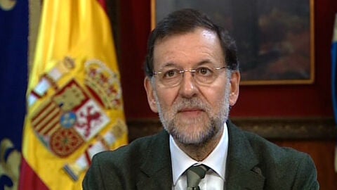 El presidente del Gobierno, Mariano Rajoy, se dirige a las tropas en Navidad