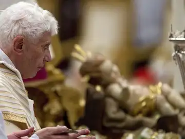 El Papa oficia la misa de Nochebuena El Papa oficia la misa de Nochebuena