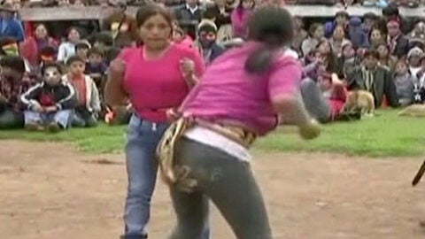 A mamporros en Per&uacute; para resolver conflictos