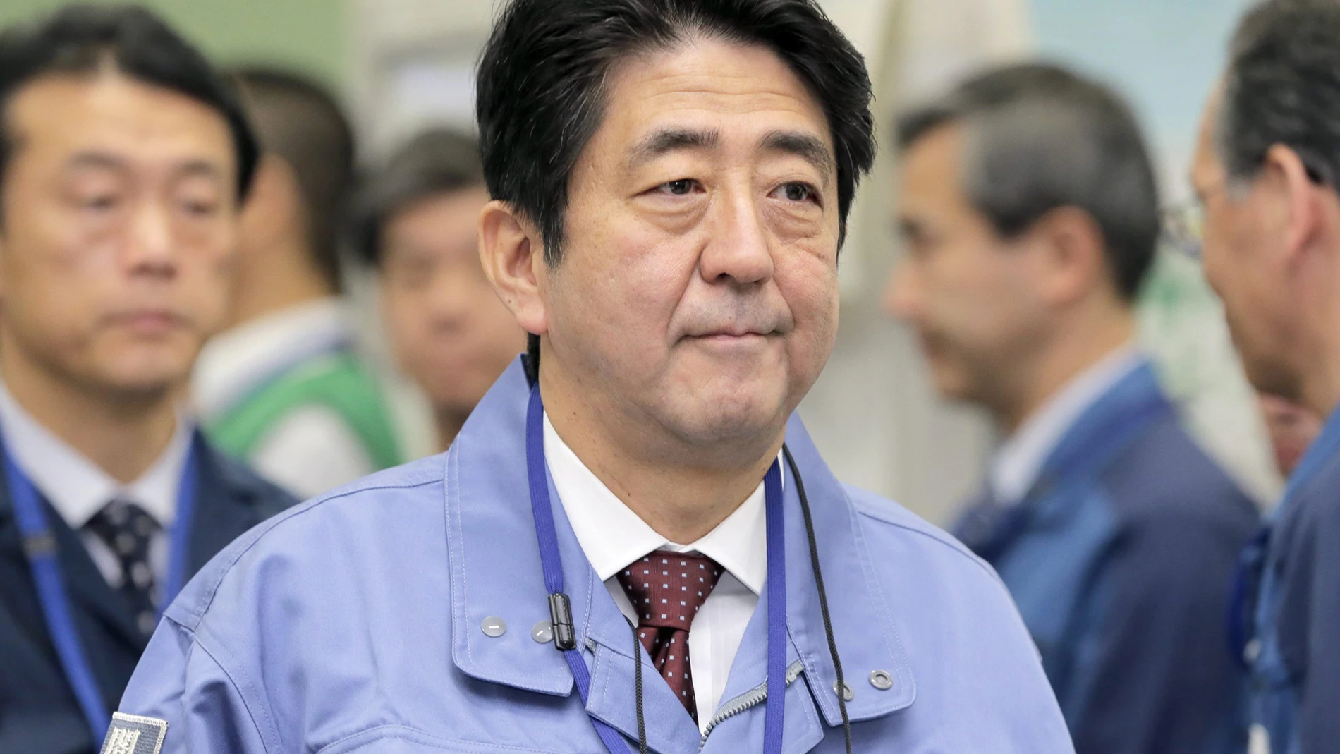 El primer ministro japonés inspecciona la central de Fukushima El primer ministro japonés inspecciona la central de Fukushima