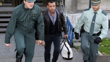 Miguel Ángel Flores a la salida de los Juzgados de Plaza Castilla