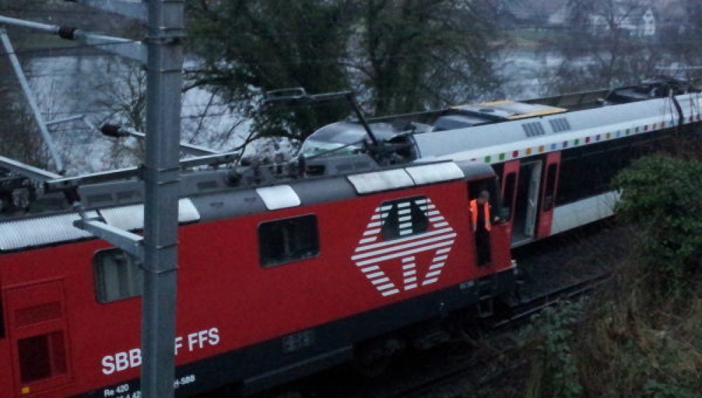 Colisión de dos trenes en Suiza