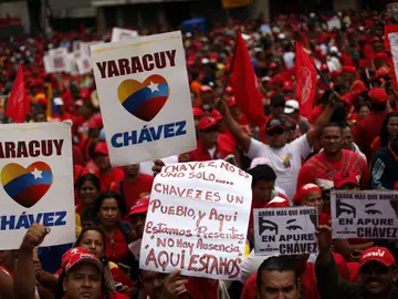 Miles de seguidores mostraron su apoyo a Chávez Miles de seguidores mostraron su apoyo a Chávez