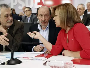 Griñán, Valenciano y Rubalcaba en el Comité Federal Griñán, Valenciano y Rubalcaba en el Comité Federal