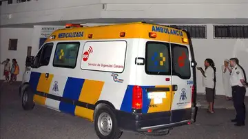 Una ambulancia en Canarias Una ambulancia en Canarias