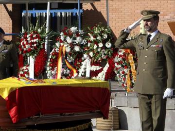 El Príncipe, en el funeral del sargento Ureña